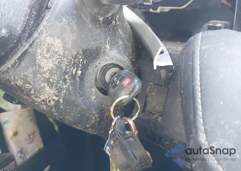 2015 Toyota Rav4 Xle из США, поврежденный, VIN 2T3RFREV5FW246853